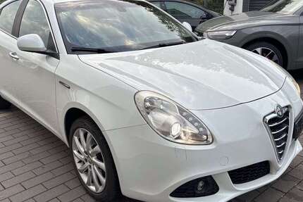 Alfa Romeo Giulietta 100.000 km 9.900 € Volkach - Öttershausen 97332