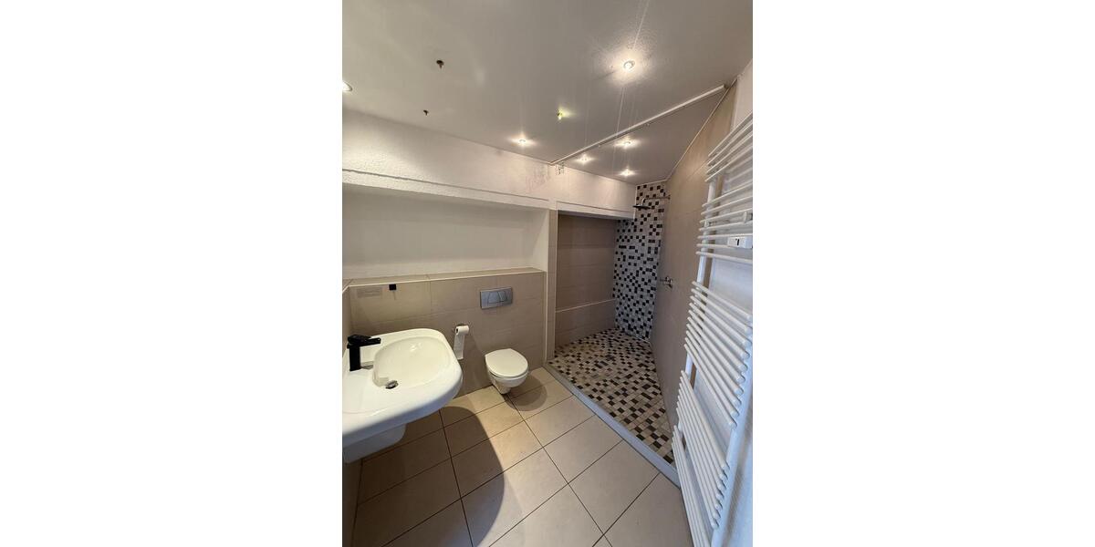 Maisonettenwohnung Mönchengladbach Süd - 2 Zimmer, 70 m&sup2;, 650&euro; | Angebot:26680705