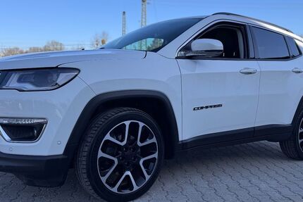 Jeep Compass 76.000 km 17.999 &euro; München 81825