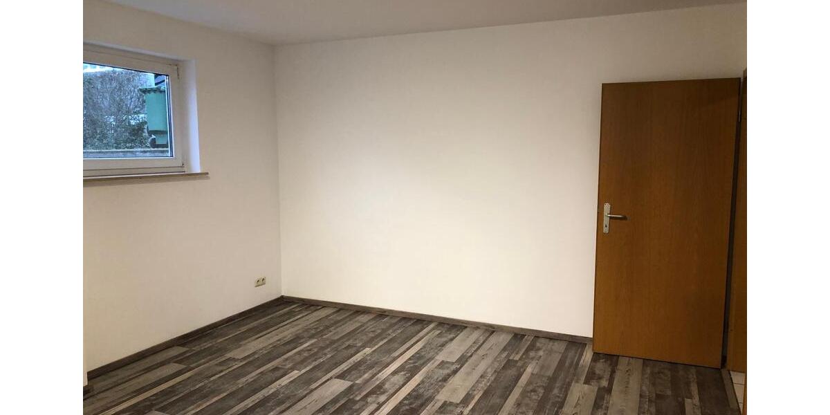 Etagenwohnung Kaufungen - 3 Zimmer, 85 m&sup2;, 190.000&euro; | Angebot:23000264