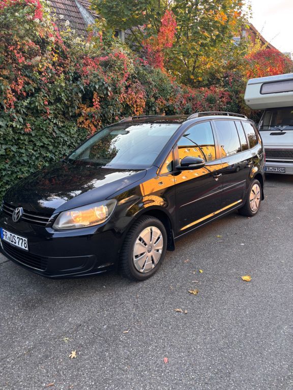 VW Touran 226.000 km 5.999 € Freiburg 79114