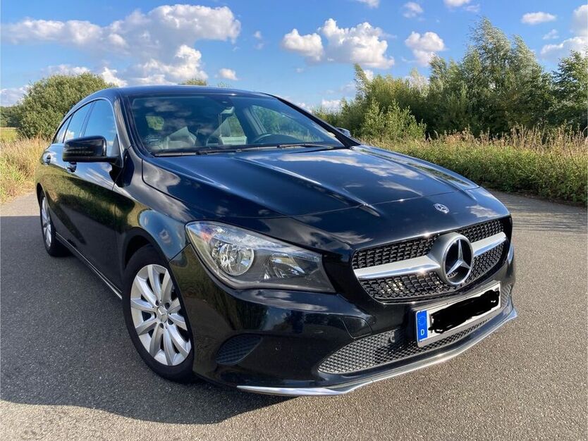 CLA 200 Shooting Brake