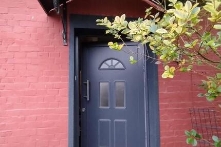 Großzügige 4-Zimmer-EG-Wohnung, EBK, 2 Bäder, Garten 4 zimmer