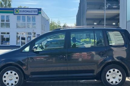 VW Touran 186.800 km 1.690 € Aschaffenburg 63741
