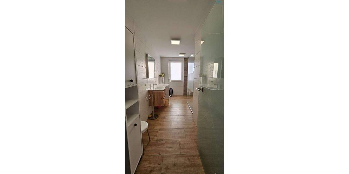 Modernes Wohnen mit Weitblick - kernsanierte 2-Zimmer-Wohnung mit Balkon 2 zimmer