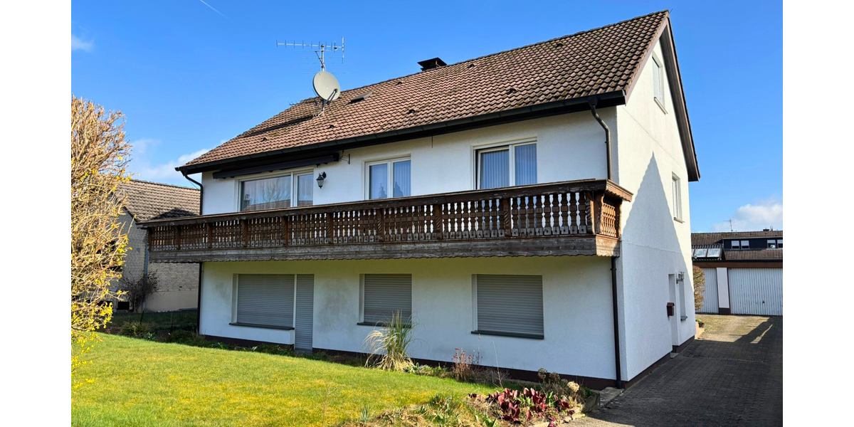 Etagenwohnung Neuenrade - 5 Zimmer, 100 m&sup2;, 820&euro; | Angebot:26214439