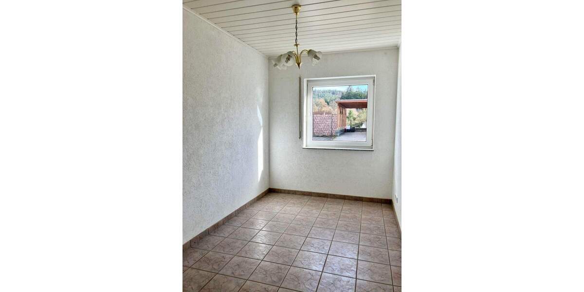 Hochspeyer - 3-Zimmer-Einliegerwohnung mit Einbauküche in ruhiger Lage 3 zimmer