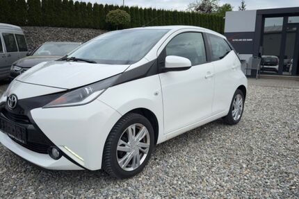 Toyota Aygo (X) 89.000 km 5.350 &euro; Aulendorf 88326
