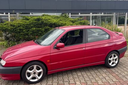 Alfa Romeo 146 168.700 km 1.490 &euro; Struppen 01796