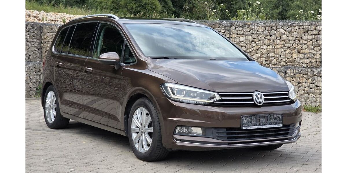 VW Touran 165.143 km 16.990 &euro; Schwäbisch Gmünd 73529