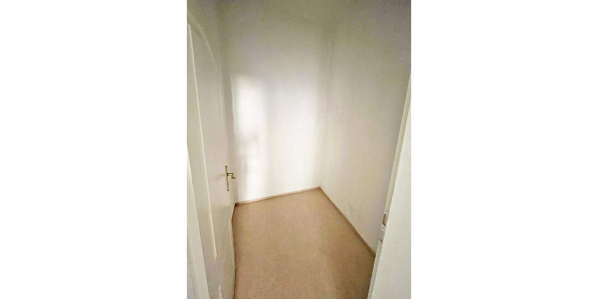 Etagenwohnung Döbeln - 3 Zimmer, 80 m&sup2;, 65.000&euro; | Angebot:22911707
