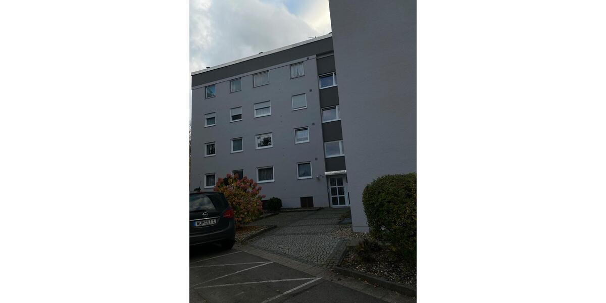 Erdgeschoßwohnung Roding - 4 Zimmer, 102 m&sup2;, 260.000&euro; | Angebot:27297062
