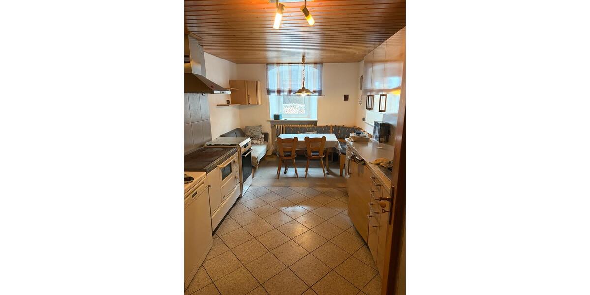 Mehrfamilienhaus, Wohnhaus Freihung - 12 Zimmer, 390 m&sup2;, 252.000&euro; | Angebot:26407410