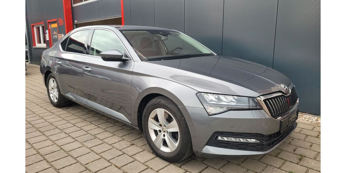 Skoda Superb 168.000 km 17.100 &euro; Puchheim (nähe München) 82178