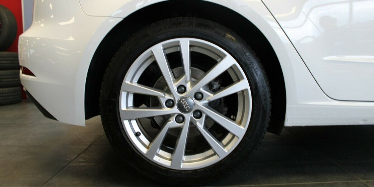 Audi A3 40 TFSI Sprtback Quattro S tronic 104.810 km 21.480 &euro; Euskirchen 53881