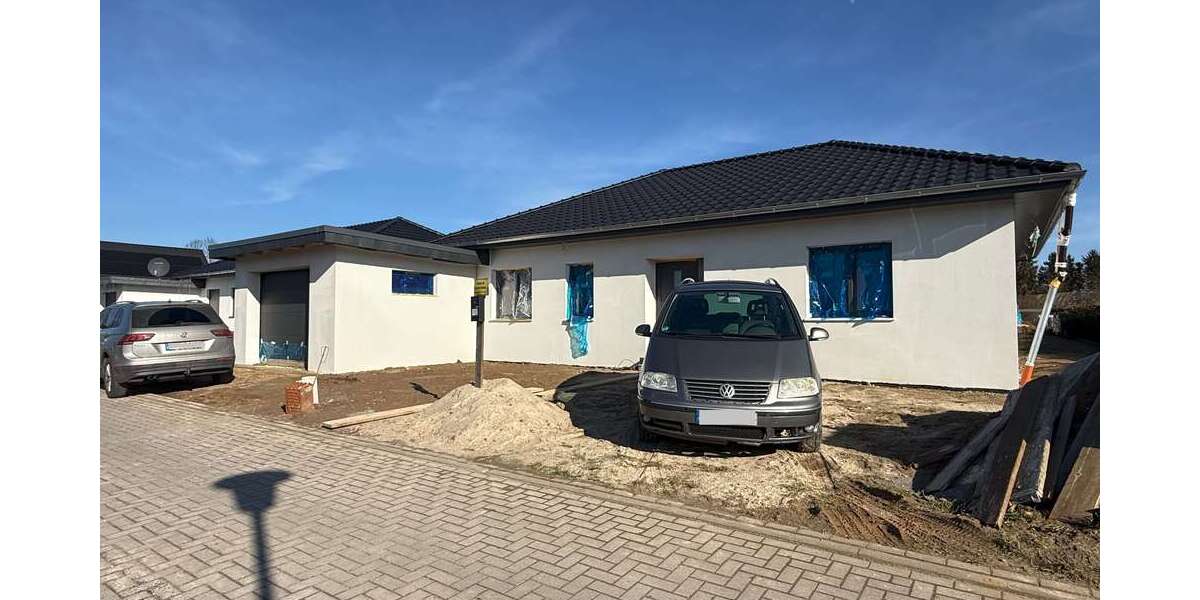 Einfamilienhaus Erxleben - 4 Zimmer, 115 m&sup2;, 1.450&euro; | Angebot:25353121