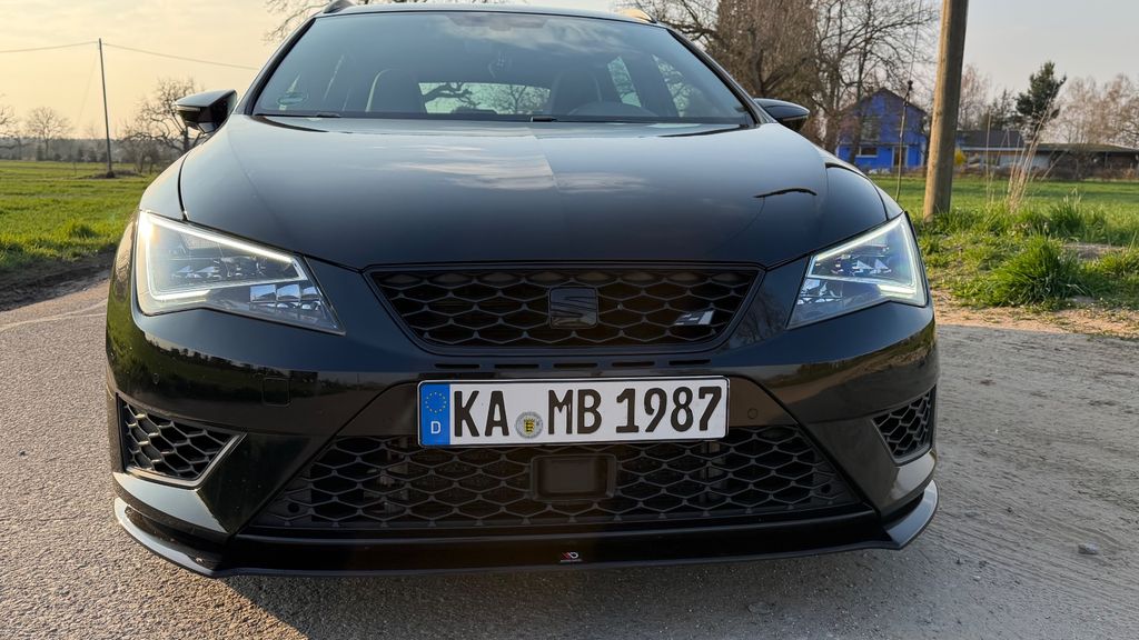 Seat Leon 144.000 km 16.400 &euro; Ubstadt-Weiher 76698
