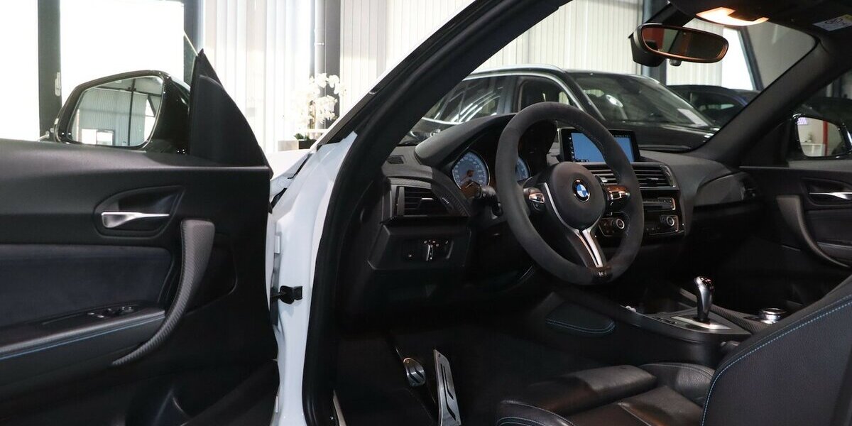 BMW M2 Coupe DKG / BI-XENON, LEDER, NAVI-PRO+KAMERA 90.000 km 35.992 € Hamm 59077