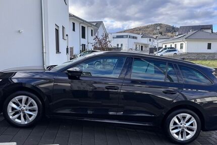 Skoda Octavia 97.300 km 16.999 &euro; Ettringen 56729