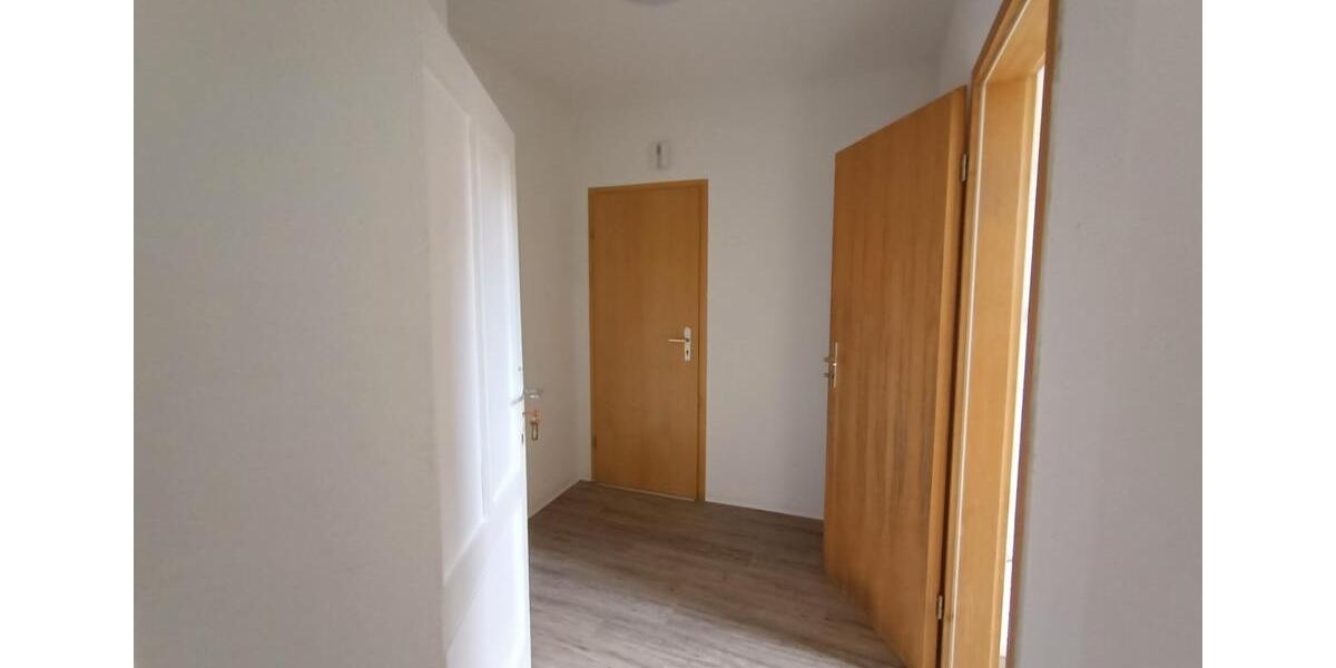 Etagenwohnung Mühlhausen (Thüringen) - 1 Zimmer, 35 m&sup2;, 250&euro; | Angebot:26440887