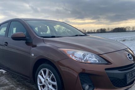 Mazda 3 124.000 km 7.499 &euro; Hamm 59077