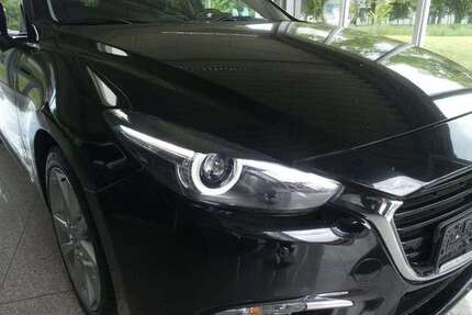 Mazda 3 123.863 km 11.199 &euro; Mainz 55120