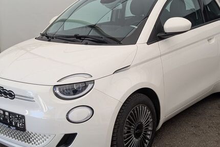 Fiat 500e 9.900 km 15.400 &euro; Langenmosen 86571