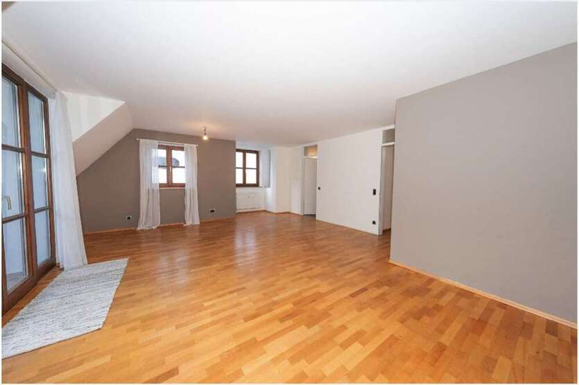 Wohnung zum Kaufen in Augsburg 890.000 € 150 m²