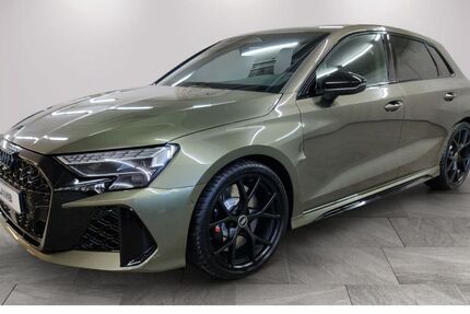 Audi RS3 2.000 km 74.950 &euro; Borna 04552