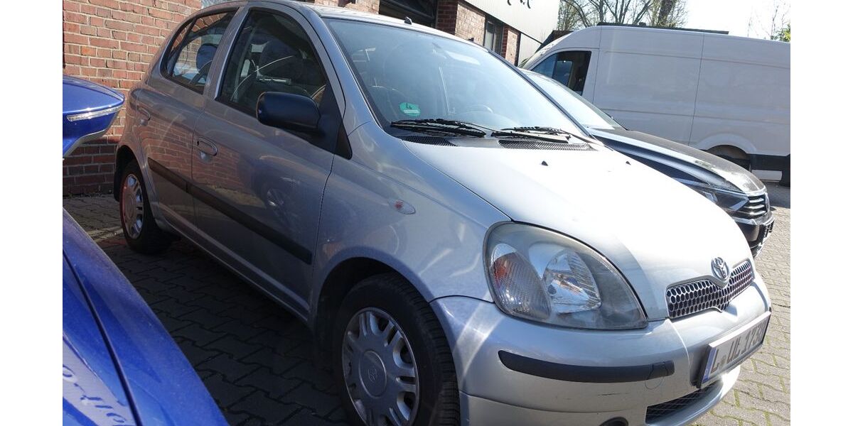 Toyota Yaris 137.000 km 1.690 &euro; Frohburg 04654