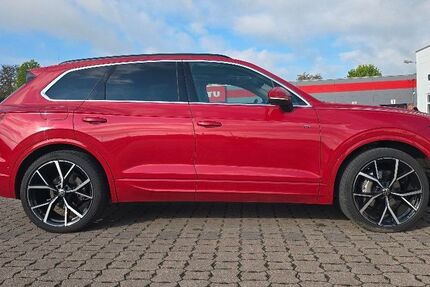VW Touareg 56.000 km 57.100 &euro; Sangerhausen 06526