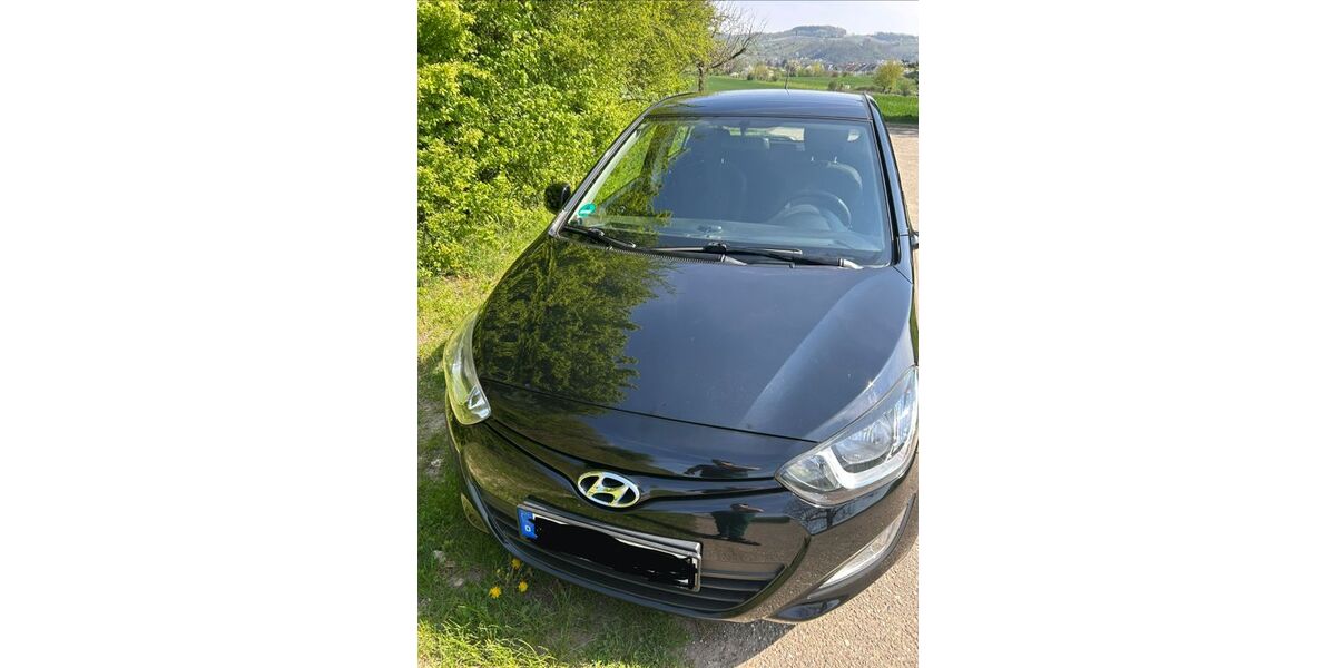 Hyundai i20 112.000 km 8.300 &euro; Rauenberg 69231