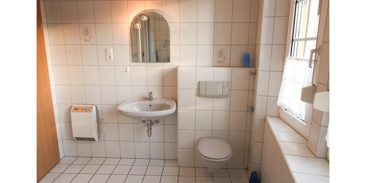 Reihenhaus Zell (Mosel) - 4 Zimmer, 67 m&sup2;, 99.000&euro; | Angebot:26826224