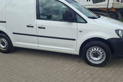 VW Caddy 290.000 km 4.900 &euro; Raguhn-Jeßnitz 06779