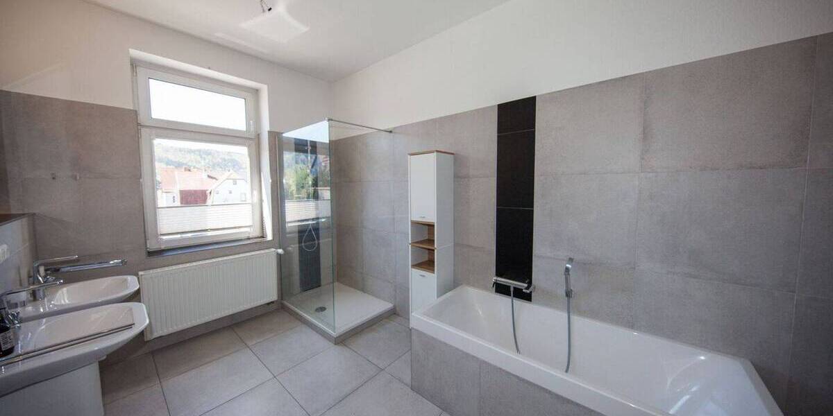 Mehrfamilienhaus, Wohnhaus Zella-Mehlis Mehlis - 1 Zimmer, 529.000&euro; | Angebot:26827015
