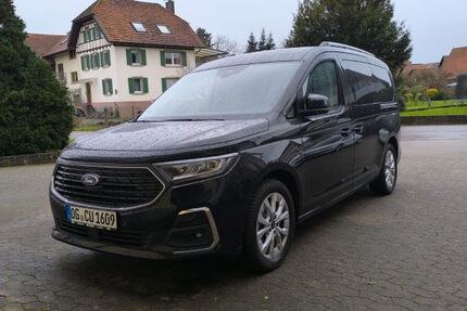Ford Grand Tourneo 1.600 km 54.990 € Meckesheim 74909