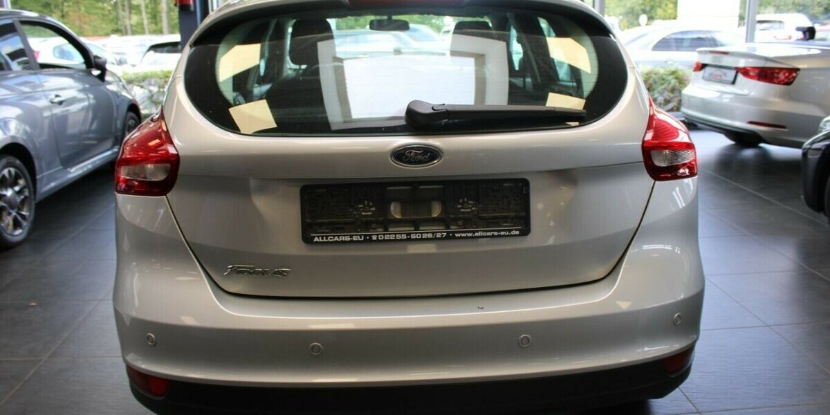 Ford Focus 1.6 Ti-VCT 76.670 km 7.480 &euro; Euskirchen 53881