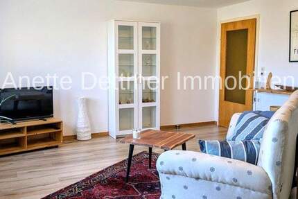 Komplett renoviert: möblierte und ausgestattete Wohnung 2 zimmer