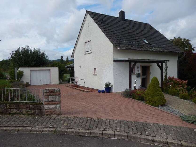 Haus zum Kaufen in Heuchelheim-Klingen 390.000 € 98 m²