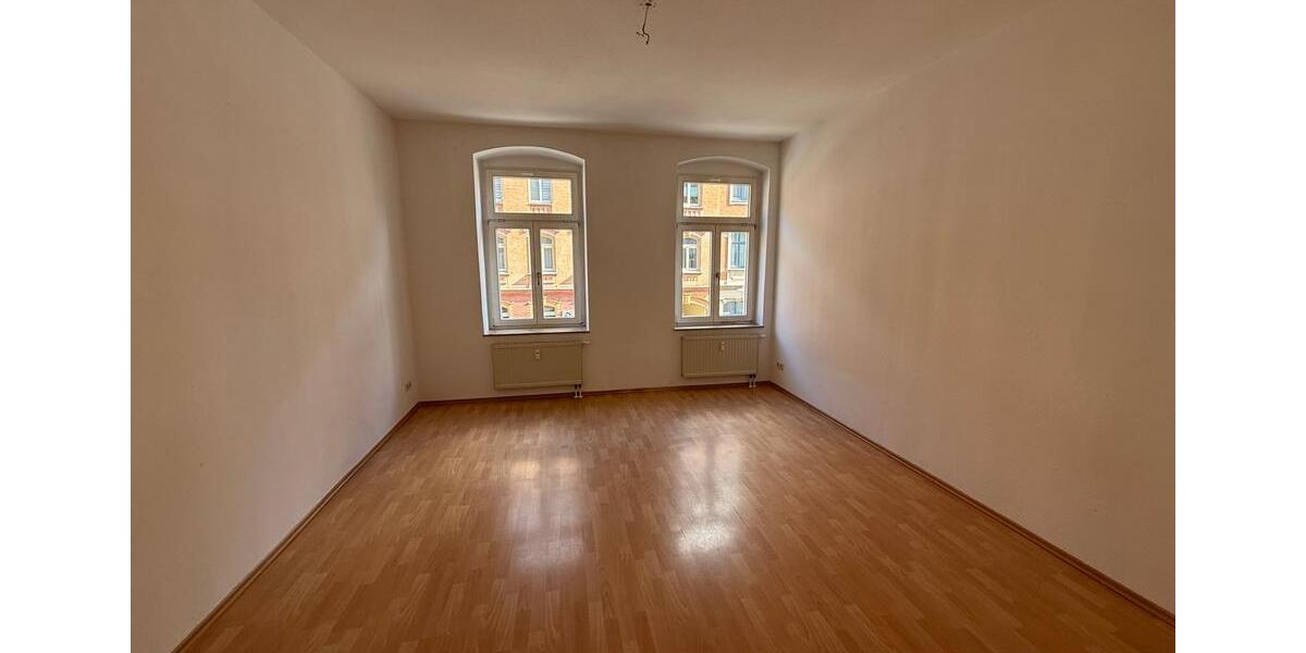 Etagenwohnung Zwickau - 5 Zimmer, 118 m&sup2;, 699&euro; | Angebot:25756475
