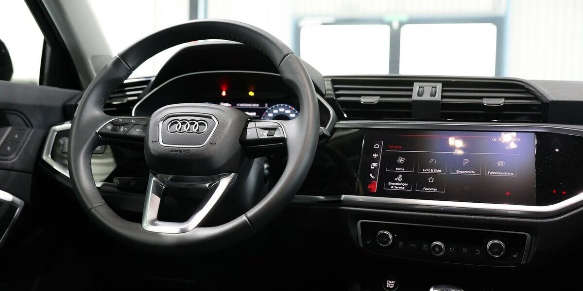 Audi Q3 35 TFSI / LED, VIRTUAL-COCKPIT, APPLE+ANDROID 15.000 km 29.777 &euro; Hamm 59077