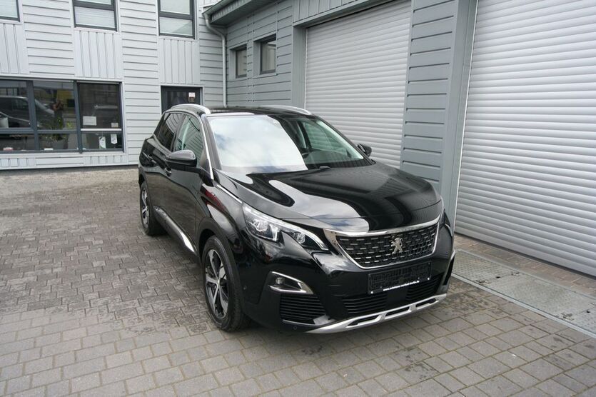 Peugeot 3008 61.000 km 17.990 € Berlin 13051