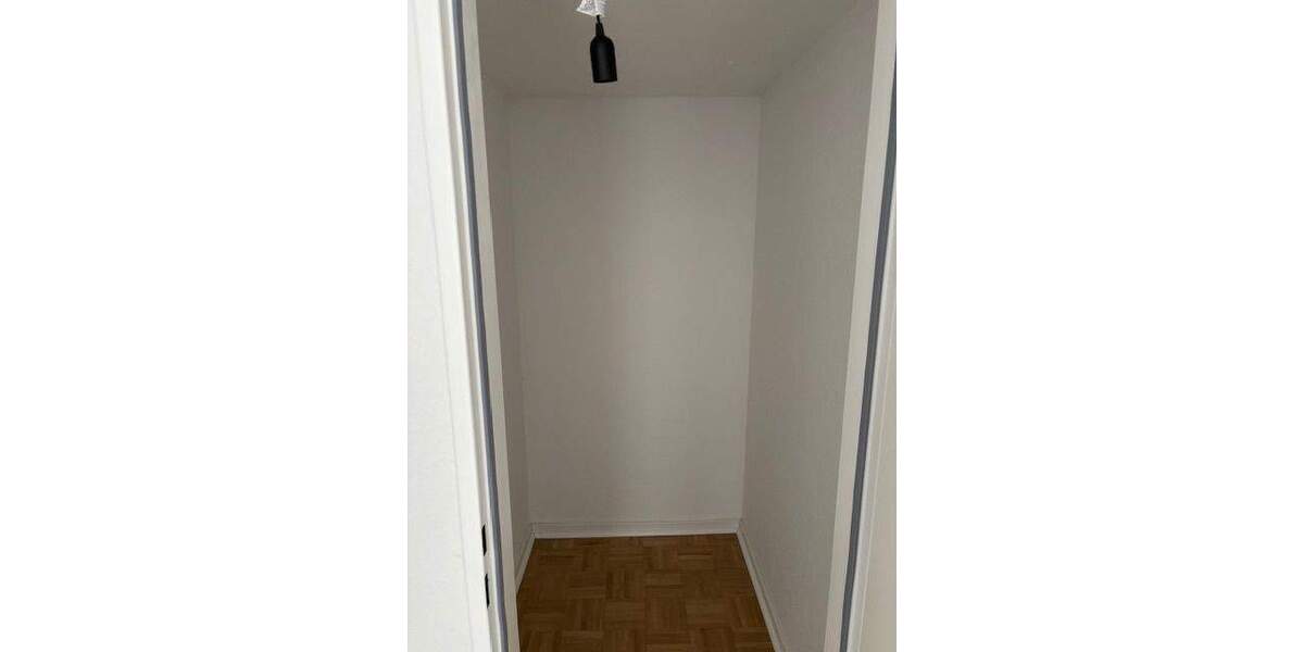 Erstbezug nach Modernisierung! 2-Zimmerwohnung mit ca. 51 m² Wohnfläche, Duschbad und Balkon 2 zimmer