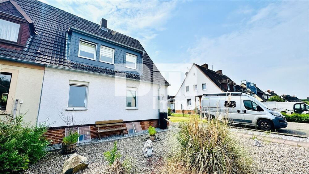 Modernisierte Doppelhaushälfte mit großem Grundstück und vielen Extras - Doppelhaushälfte Lohfelden | Angebot:27092543