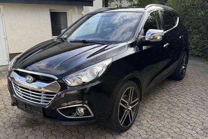 Hyundai ix35 84.400 km 11.000 € Detmold 32760