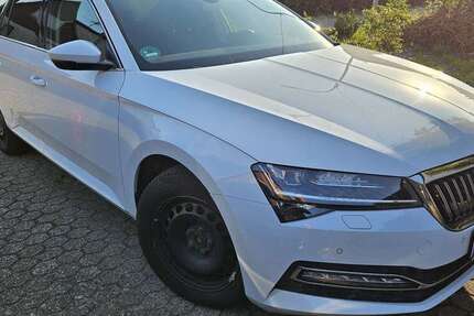 Skoda Superb 64.000 km 26.500 &euro; Schwalbach 66773