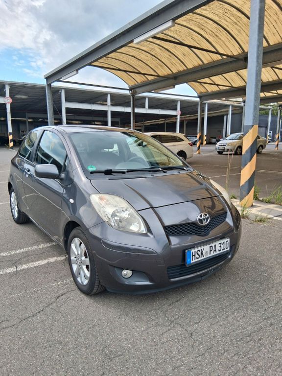 Yaris