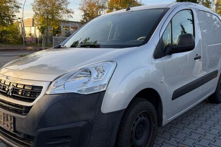 Peugeot Partner 142.400 km 6.800 &euro; chemnitz 09120