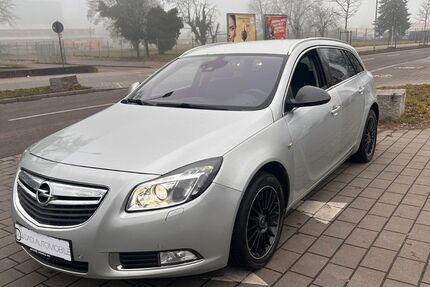 Opel Insignia 245.000 km 2.999 &euro; Freiburg 79108