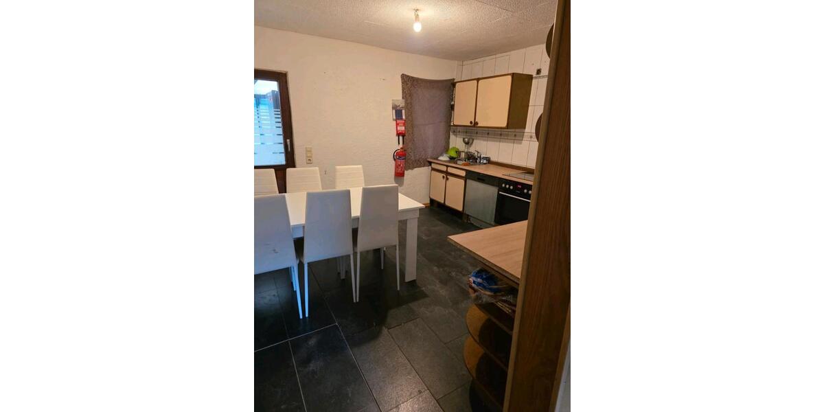 Etagenwohnung Gernsbach - 4 Zimmer, 94 m&sup2;, 1.150&euro; | Angebot:26148944